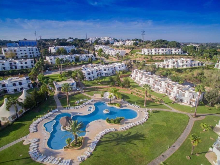 60M2 Lovely Traditional Apartment In Clube אלבופיירה מראה חיצוני תמונה